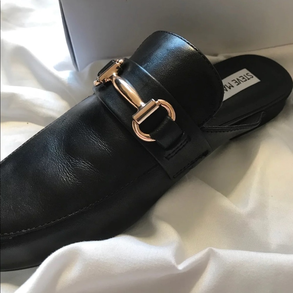 * BRAND NEW * Steve Madden Leather Slides - Picture 2 of 3